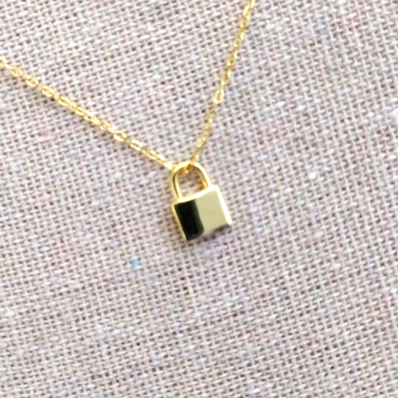 18kt Gold Lock necklace - Picture 2 of 5